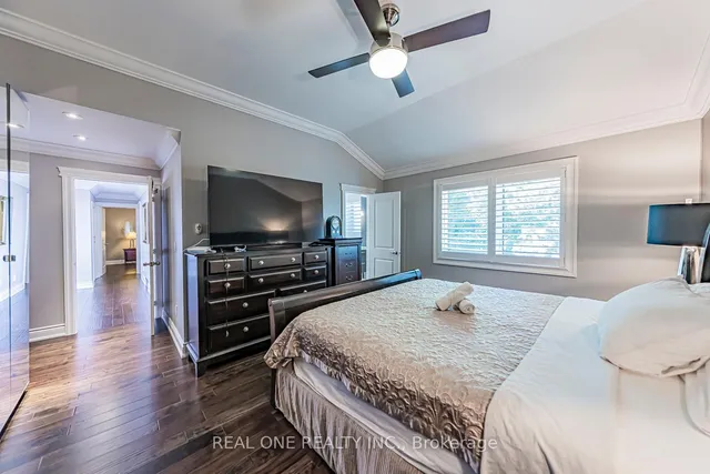 Additional image 25 of 1 Manorpark Crt