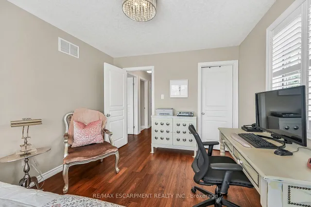 Additional image 35 of 99 Panabaker Dr Unit 8