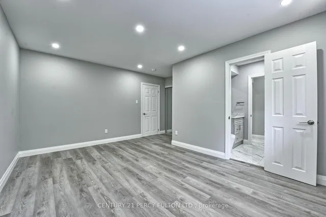 Additional image 21 of 32 Drum Oak Cres