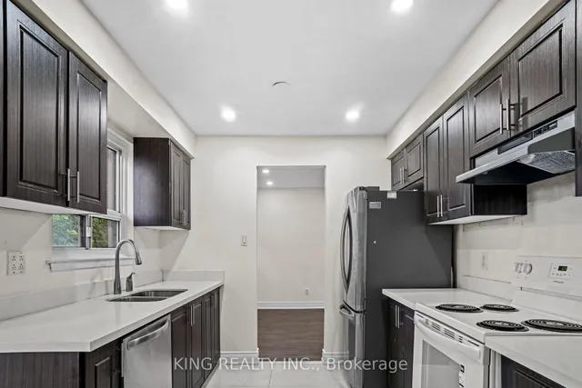 Additional image 20 of 16 Wimbledon Crt