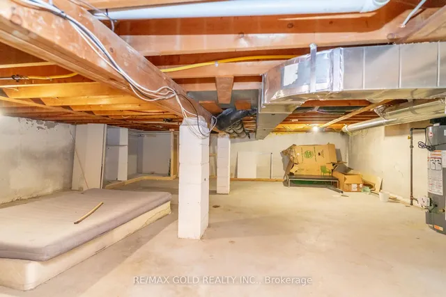 Additional image 34 of 39 Ascot Ave