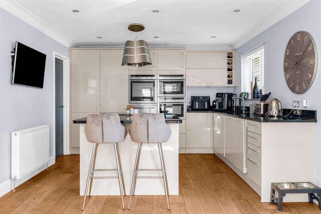 Additional image 8 of Birch Grove, Welwyn