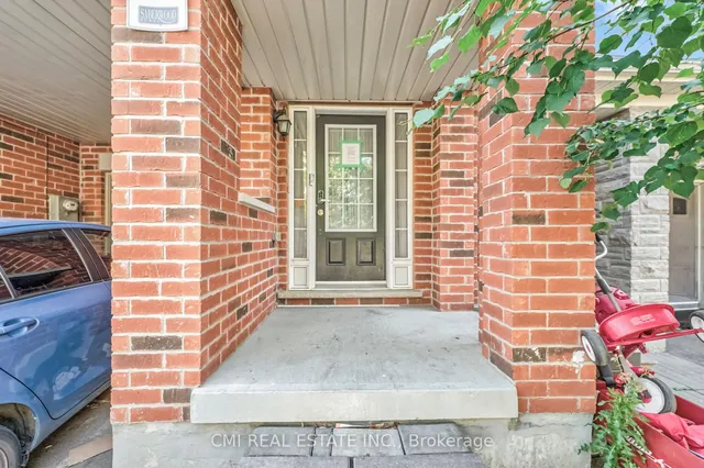 Additional image 3 of 21 Kayak Hts