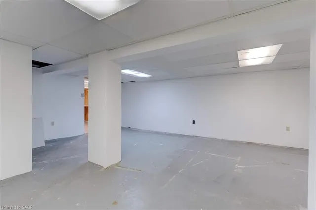 Additional image 27 of 257 Broadway Ave