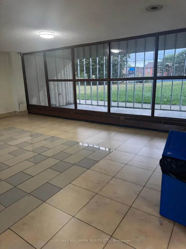 Additional image 3 of 4645 Jane St Unit 1207