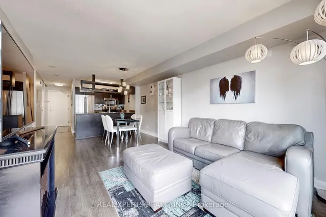 Additional image 5 of 81 Navy Wharf Crt Unit 901