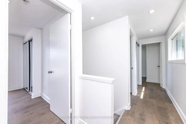 Additional image 16 of 20 Hedgeson Crt