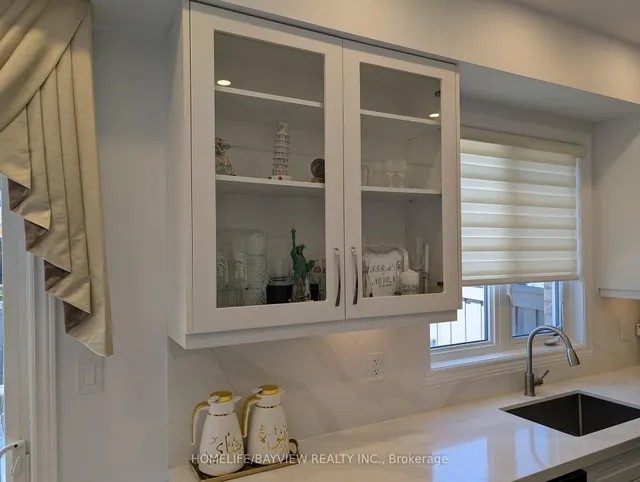 Additional image 11 of 32 Devonsleigh Dr