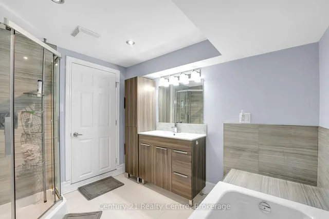 Additional image 37 of 3233 Monica Dr