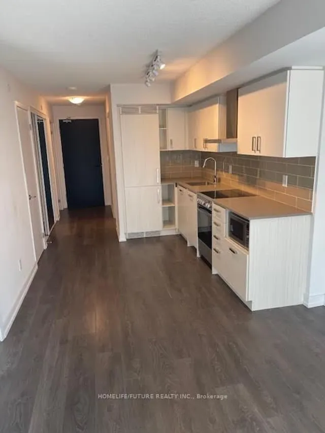 Additional image 12 of 125 Redpath Ave Unit 510