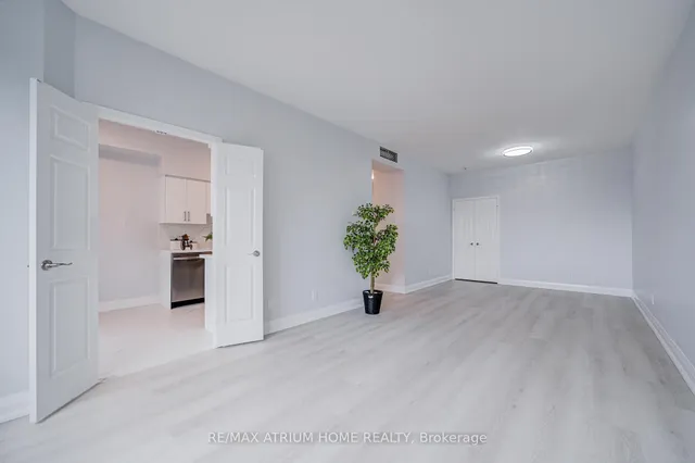 Additional image 34 of 33 Empress Ave Unit 3002