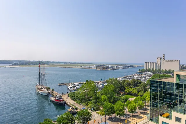 Additional image 39 of 410 Queens Quay Unit 1203