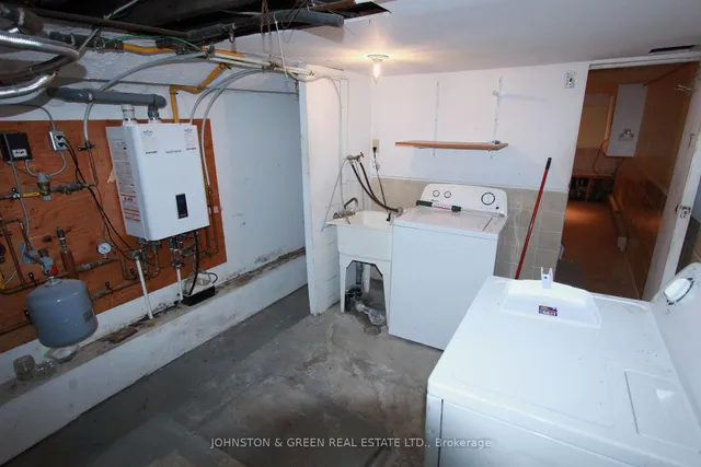 Additional image 22 of 799 Sammon Ave