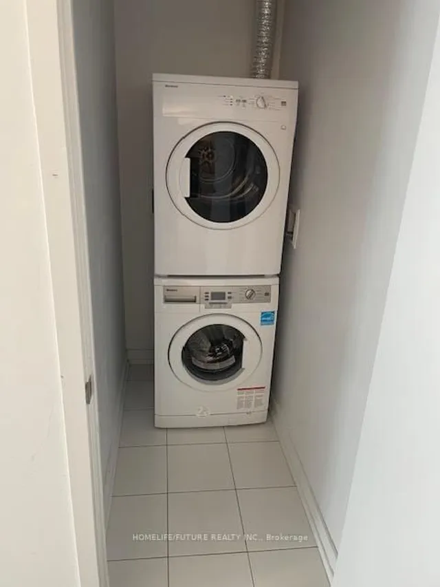 Additional image 10 of 125 Redpath Ave Unit 510