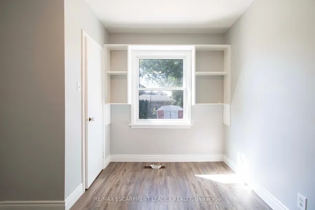 Additional image 10 of 22 Nancy St