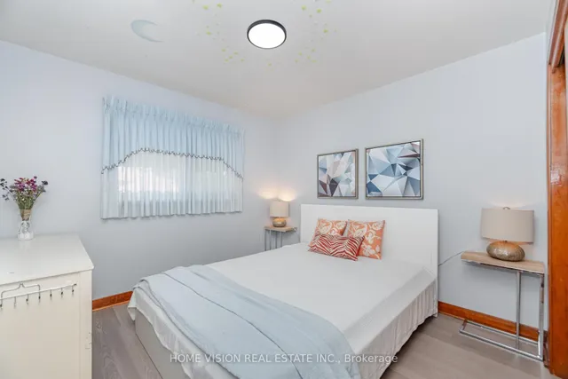 Additional image 17 of 15 Adair Ave