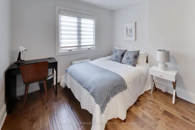 Additional image 32 of 143 Pinewood Ave