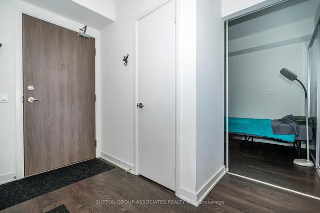 Additional image 22 of 27 Bathurst St Unit 508W