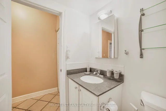 Additional image 20 of 8 Woodman Dr Unit 808