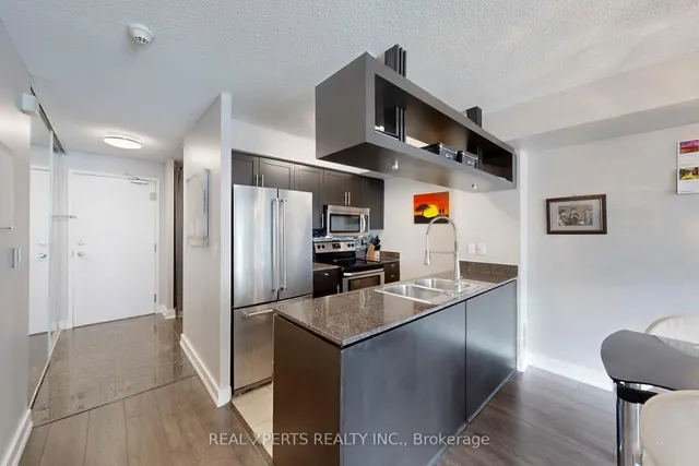 Additional image 6 of 81 Navy Wharf Crt Unit 901