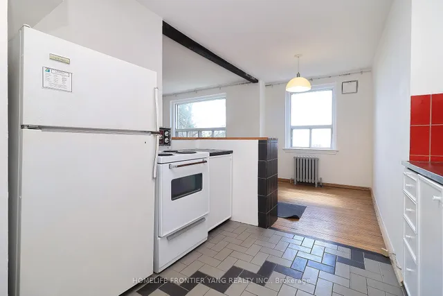 Additional image 11 of 2697 Lake Shore Blvd Unit 21