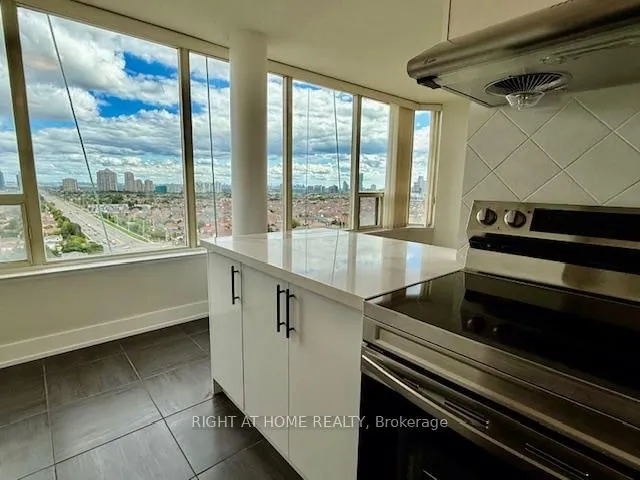 Additional image 10 of 700 Constellation Dr Unit 1808