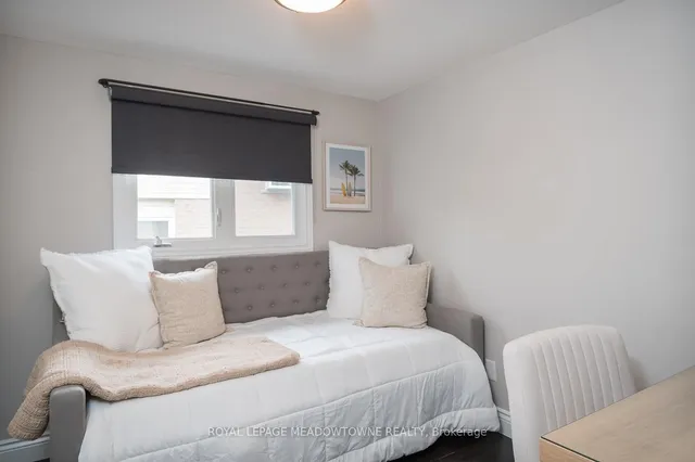 Additional image 24 of 613 Foster Crt