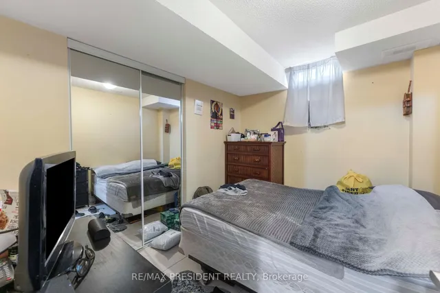 Additional image 34 of 26 Mattari Crt