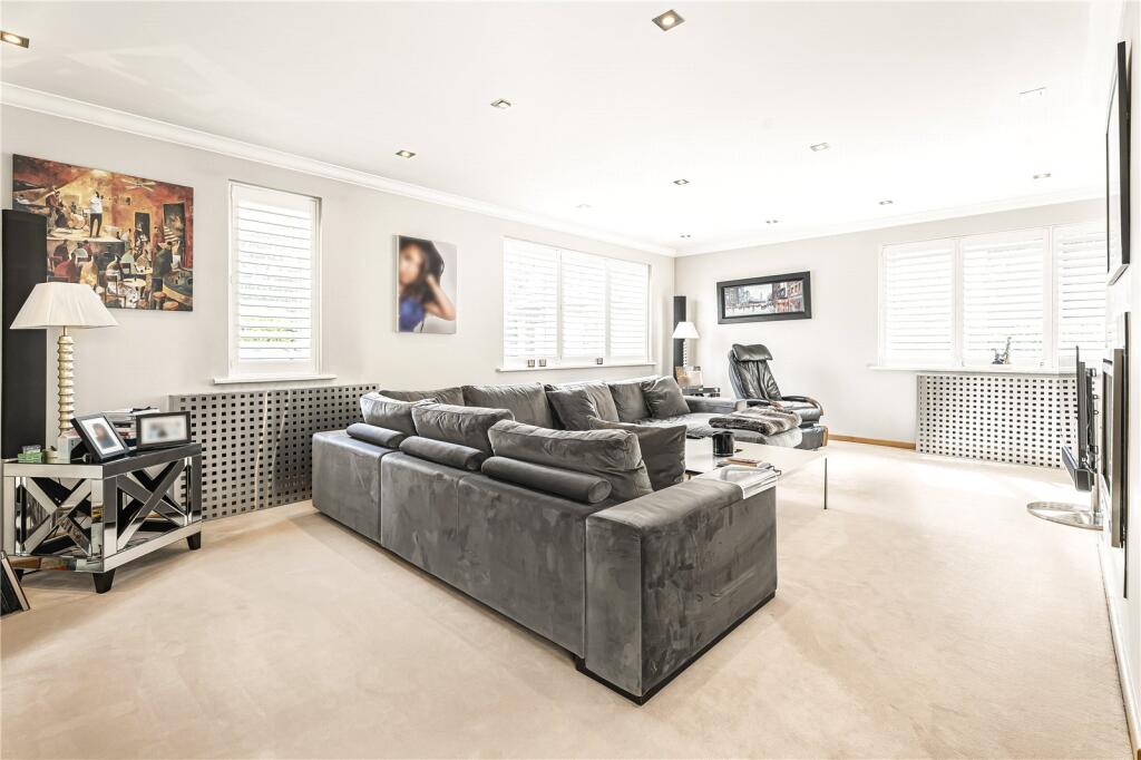 Additional image 7 of Park Street Lane, Park Street, St. Albans, Hertfordshire, AL2