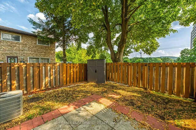 Additional image 29 of 18 Riverdale Dr