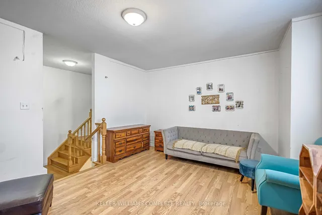 Additional image 20 of 16 JESSICA St