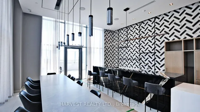 Additional image 33 of 225 Village Green Sq Unit 2103