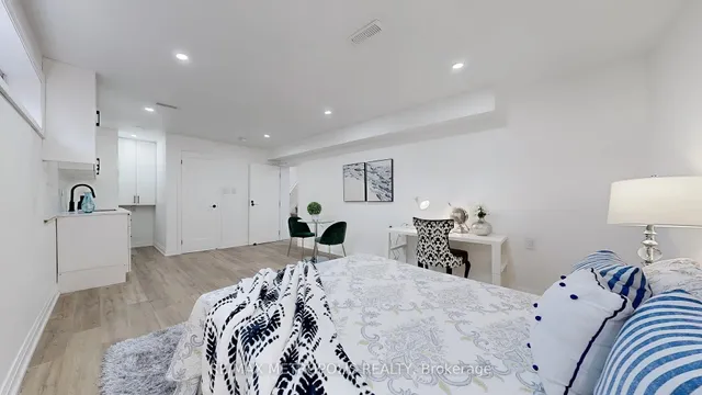 Additional image 34 of 81 Sedgemount Dr