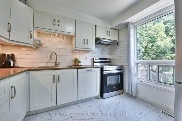 Additional image 45 of 54 Nottawasaga Cres