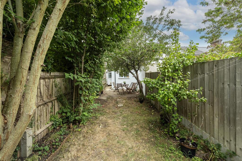 Additional image 12 of Cravells Road, Harpenden