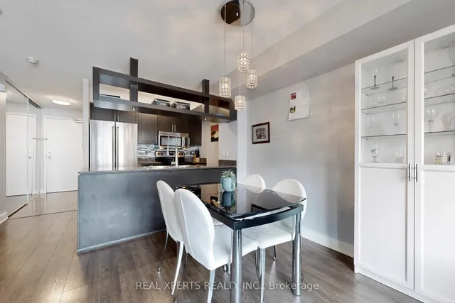 Additional image 9 of 81 Navy Wharf Crt Unit 901