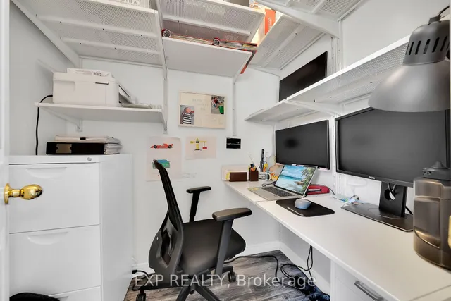 Additional image 31 of 5129 Lampman Ave