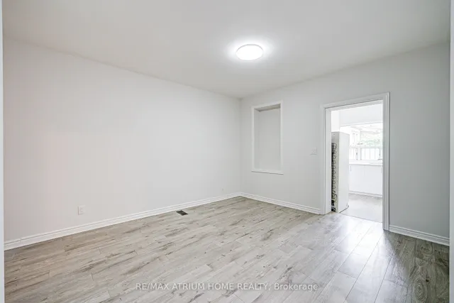 Additional image 14 of 1000 Dundas St