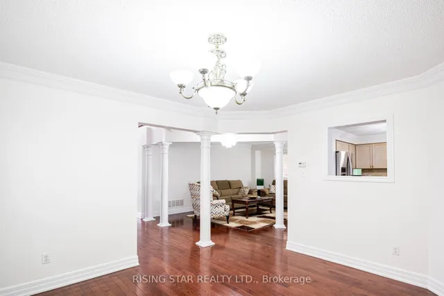 Additional image 10 of 132 Luella Cres