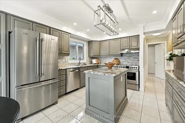 Additional image 13 of 10 Yorkview Pl