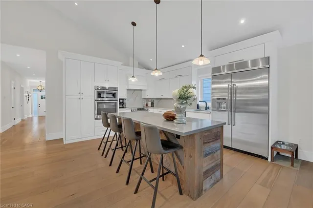 Additional image 5 of 515 Bridgman Ave