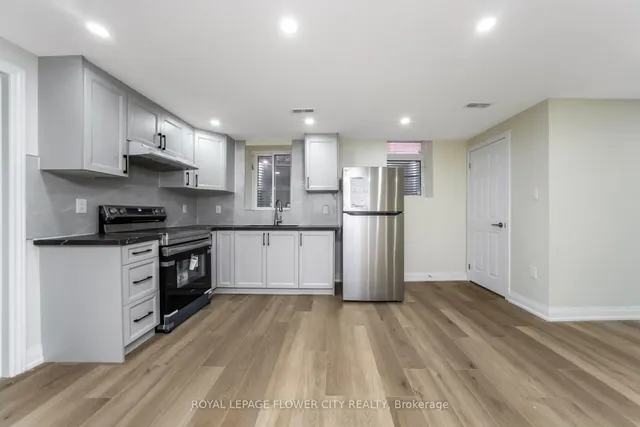 Additional image 41 of 4 Natalie Crt