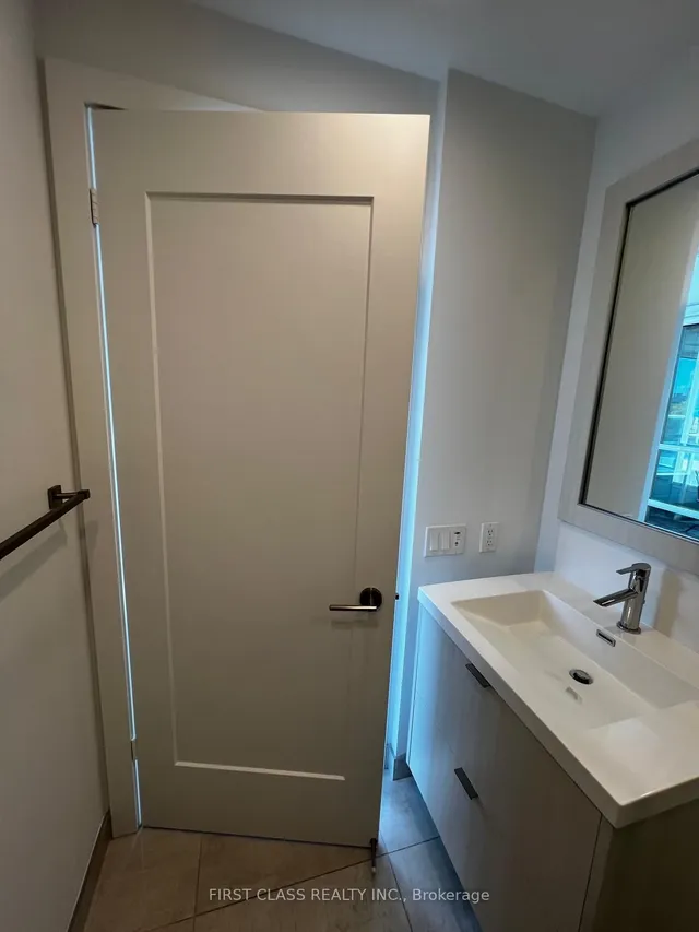 Additional image 31 of 38 Cameron St Unit 1019