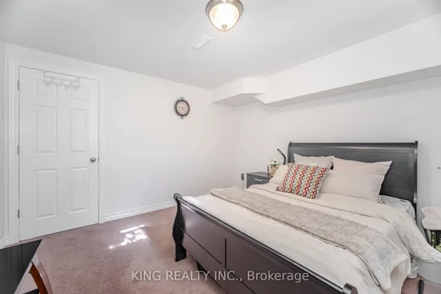 Additional image 43 of 89 Crystal Glen Cres