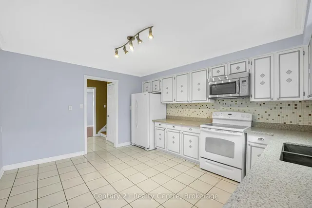 Additional image 12 of 3233 Monica Dr