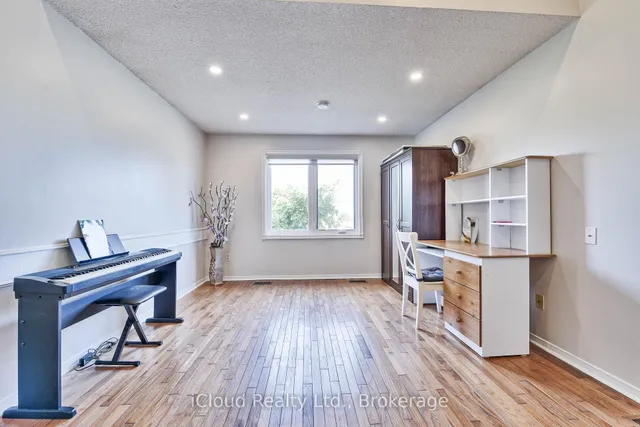 Additional image 16 of 14 Timberlane Dr