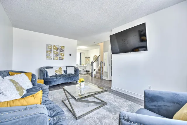 Additional image 37 of 54 Nottawasaga Cres
