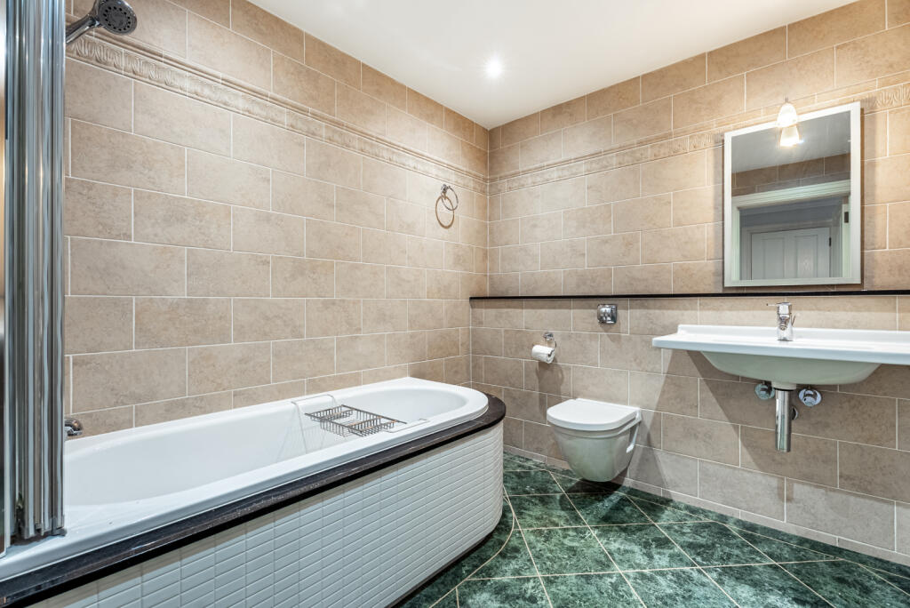 Additional image 8 of Luton Road, Harpenden, Hertfordshire, AL5