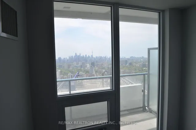 Additional image 7 of 2221 Yonge St Unit 5404