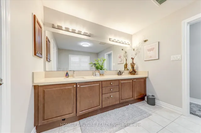 Additional image 25 of 28 Billancourt Cres